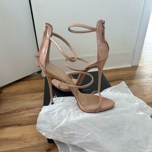 Giuseppe Zanotti pump